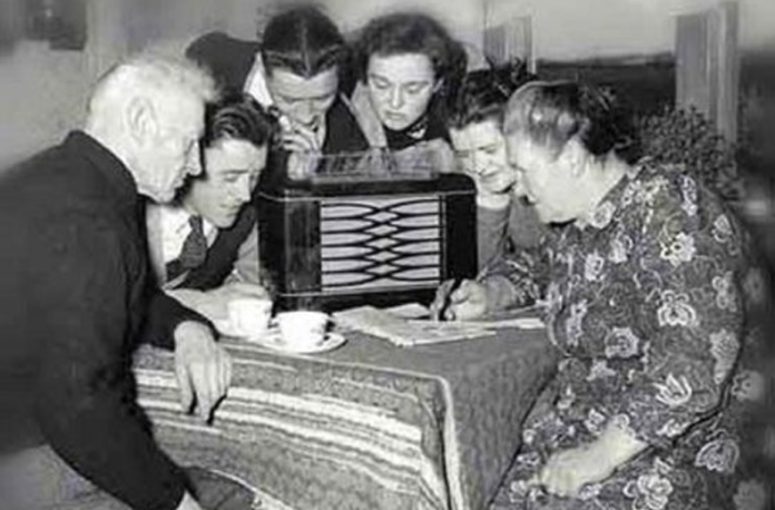 Hoy la radio cumple 100 años acompañando a cada argentino | Radio Natagalá